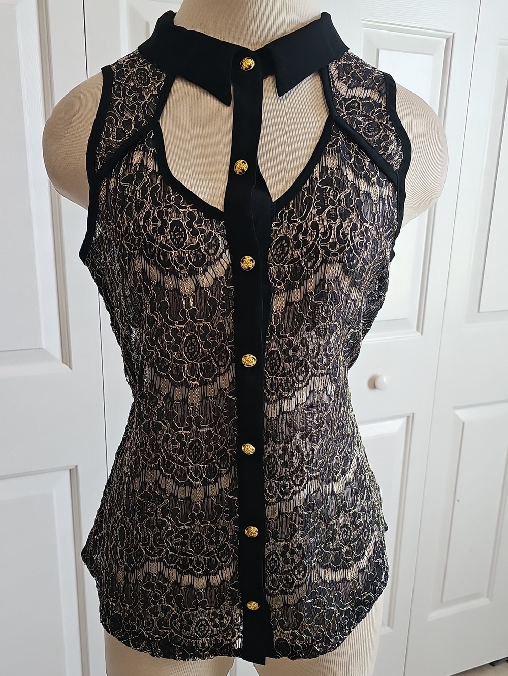 Enlin Lace Metallic Cutout Sleeveless Blouse Womens Size L Black Gold Ornate Y2K